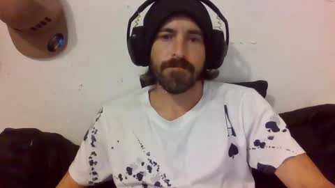 Snapshot of oniyoshiken chatting on 09/26/25, 07:18 oniyoshiken online show from 09/26/25, 07:18