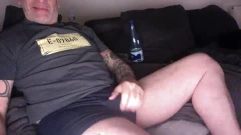 Snapshot of onkel90 chatting on 09/29/25, 08:13 onkel90 online show from 09/29/25, 08:13