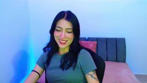 Snapshot of onlily chatting on 02/04/26, 12:38 onlily online show from 02/04/26, 12:38