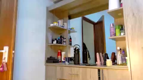 Bestie online show from 12/16/24, 07:15