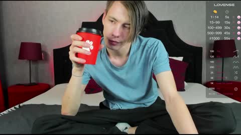 Snapshot of only_eric chatting on 02/07/25, 04:46 Erick  online show from 02/07/25, 04:46