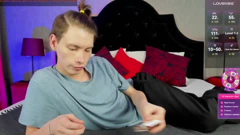 Snapshot of only_eric chatting on 02/07/25, 10:52 Erick  online show from 02/07/25, 10:52