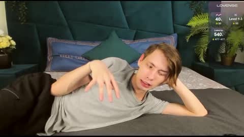 Snapshot of only_eric chatting on 02/20/25, 07:19 Erick  online show from 02/20/25, 07:19