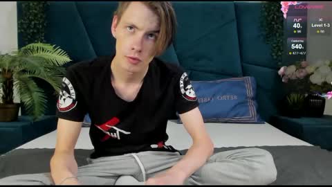 Snapshot of only_eric chatting on 02/24/25, 08:58 Erick  online show from 02/24/25, 08:58