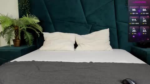 Snapshot of only_eric chatting on 03/08/25, 02:12 Erick  online show from 03/08/25, 02:12