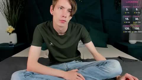 Snapshot of only_eric chatting on 10/02/25, 07:59 Erick  online show from 10/02/25, 07:59