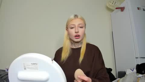 Iva online show from 11/16/25, 04:01