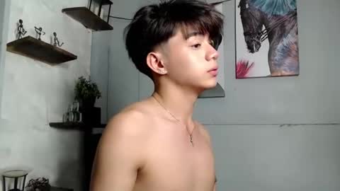 Snapshot of only_mau chatting on 01/12/26, 10:20 MAU online show from 01/12/26, 10:20