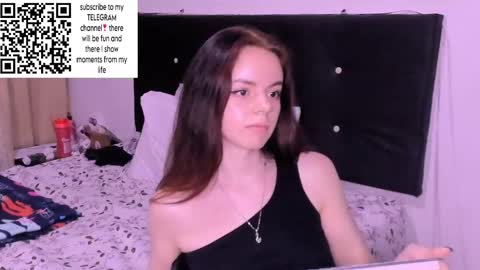 only_sarah1 online show from 12/06/24, 01:18