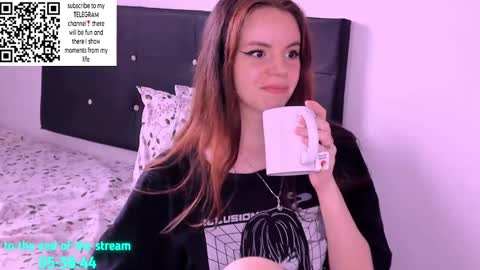 only_sarah1 online show from 02/17/25, 08:36