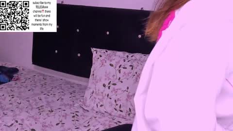 only_sarah1 online show from 02/19/25, 09:58