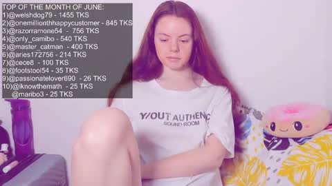 Snapshot of only_sarah1 chatting on 06/19/26, 10:46 only_sarah1 online show from 06/19/26, 10:46