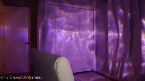 Em online show from 05/21/26, 02:07