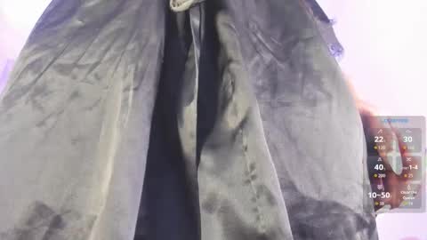 Snapshot of onlygia chatting on 10/27/25, 08:35 Only online show from 10/27/25, 08:35