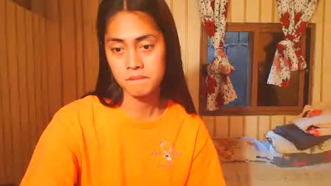 Snapshot of onlyjulia25 chatting on 11/12/25, 02:12 onlyjulia25 online show from 11/12/25, 02:12