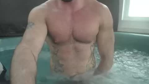 onlylooking4 online show from 04/05/26, 08:28