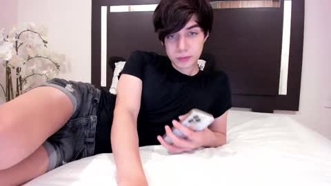 Snapshot of onlysergio chatting on 04/11/26, 05:01 Sergio online show from 04/11/26, 05:01