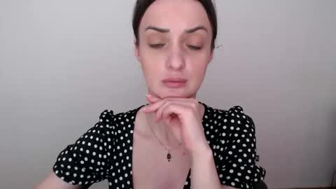 onlyvika online show from 05/17/26, 02:35