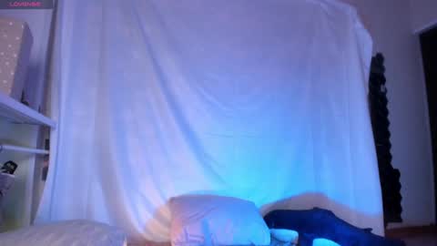 Onyx online show from 12/06/24, 02:17