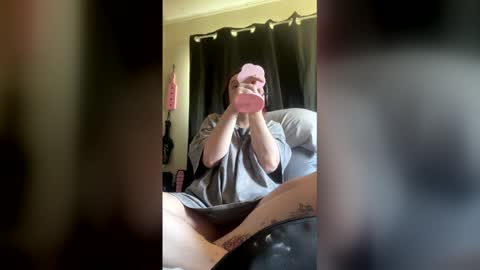 Snapshot of onyx_the_pupstar chatting on 04/12/26, 04:12 Onyx online show from 04/12/26, 04:12