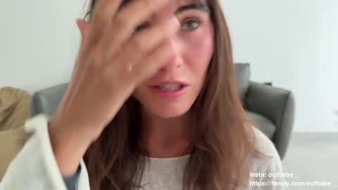 Snapshot of oofbabe__ chatting on 03/11/26, 10:27 Helen online show from 03/11/26, 10:27