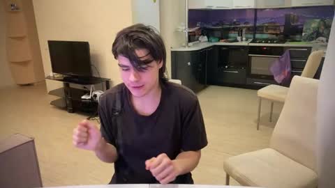 Snapshot of oofcblesssexx chatting on 12/18/24, 08:03 bless god online show from 12/18/24, 08:03