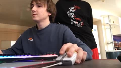 Snapshot of oofcblesssexx chatting on 02/18/25, 11:22 bless god online show from 02/18/25, 11:22