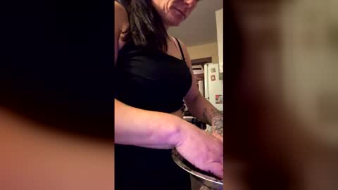 Snapshot of oojoleneoo chatting on 04/06/26, 08:15 Jolene online show from 04/06/26, 08:15