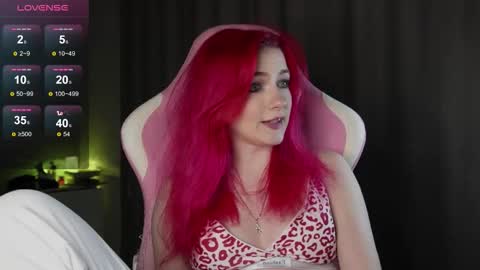 Snapshot of ooliviaa chatting on 11/05/25, 01:33 Hannah online show from 11/05/25, 01:33