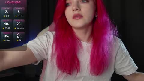 Snapshot of ooliviaa chatting on 11/09/25, 02:48 Hannah online show from 11/09/25, 02:48