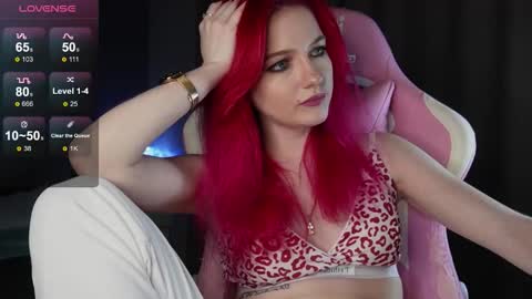 Snapshot of ooliviaa chatting on 11/24/25, 03:23 Hannah online show from 11/24/25, 03:23