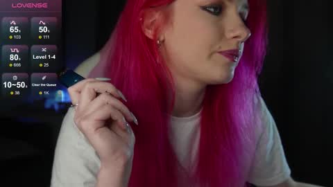 Snapshot of ooliviaa chatting on 12/02/25, 06:36 Hannah online show from 12/02/25, 06:36