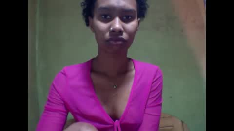 Snapshot of oolyette chatting on 09/13/25, 05:51 oolyette online show from 09/13/25, 05:51