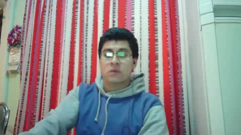 oomaurooo online show from 12/17/24, 07:29