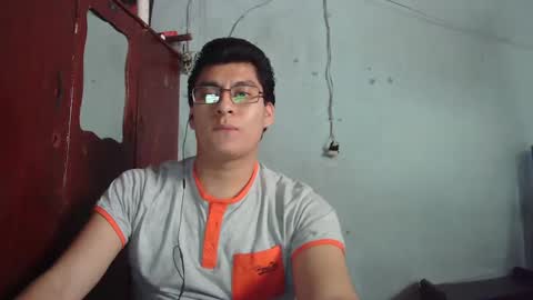 oomaurooo online show from 12/18/24, 09:29