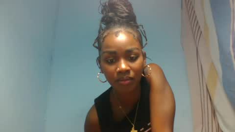 Snapshot of oooorazanasoa chatting on 07/12/26, 12:07 oooorazanasoa online show from 07/12/26, 12:07