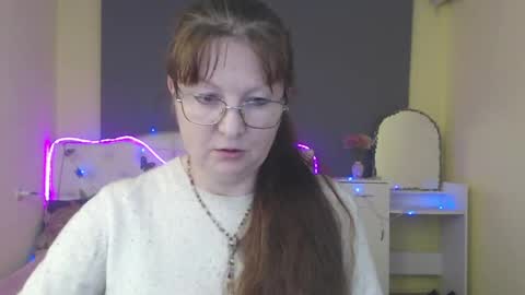 Snapshot of oovanessahotts chatting on 04/25/26, 01:52 Vanessa online show from 04/25/26, 01:52