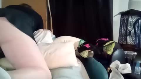 Snapshot of opalockajoe chatting on 02/23/25, 01:57 TsJojo online show from 02/23/25, 01:57