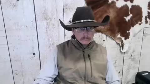 Snapshot of openmindedcowboy chatting on 11/29/25, 05:38 kinkynerd online show from 11/29/25, 05:38