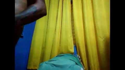 Snapshot of opree_pirocudo chatting on 04/18/26, 02:59 Opree online show from 04/18/26, 02:59