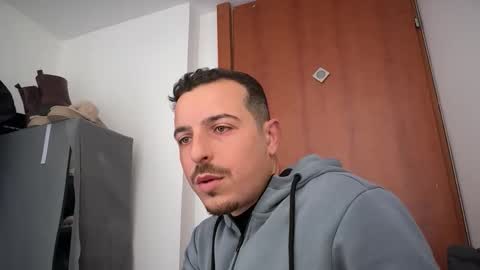 Snapshot of or690 chatting on 02/23/26, 08:55 or online show from 02/23/26, 08:55