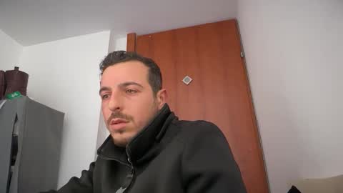 Snapshot of or690 chatting on 03/17/26, 09:01 or online show from 03/17/26, 09:01