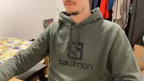 Snapshot of orders19 chatting on 11/22/25, 10:31 Woody online show from 11/22/25, 10:31