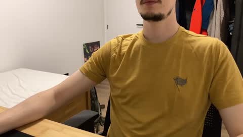 Snapshot of orders19 chatting on 12/01/25, 08:14 Woody online show from 12/01/25, 08:14