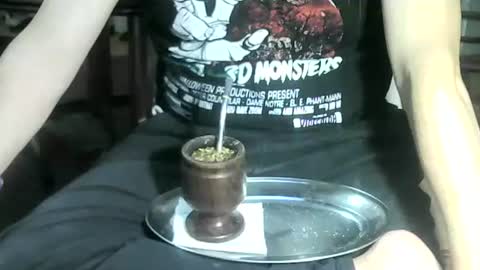 Ore online show from 03/25/26, 01:33