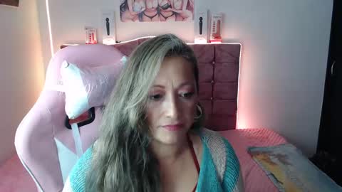 Snapshot of oriana_100 chatting on 12/04/24, 08:29 oriana_100 online show from 12/04/24, 08:29