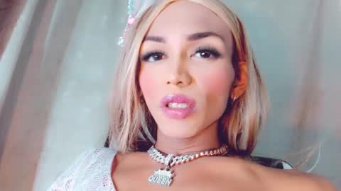 Snapshot of oriana_braom chatting on 02/21/25, 12:49 Oriana braom online show from 02/21/25, 12:49