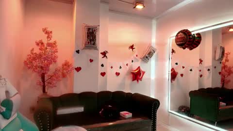 Oriana  online show from 02/17/26, 12:01