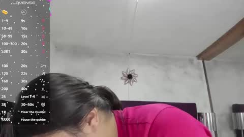 Miss Guzman  online show from 12/04/24, 05:55