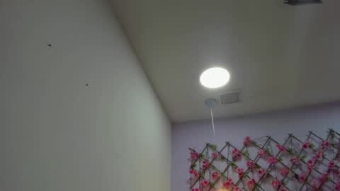 Miss Guzman  online show from 03/06/25, 12:09